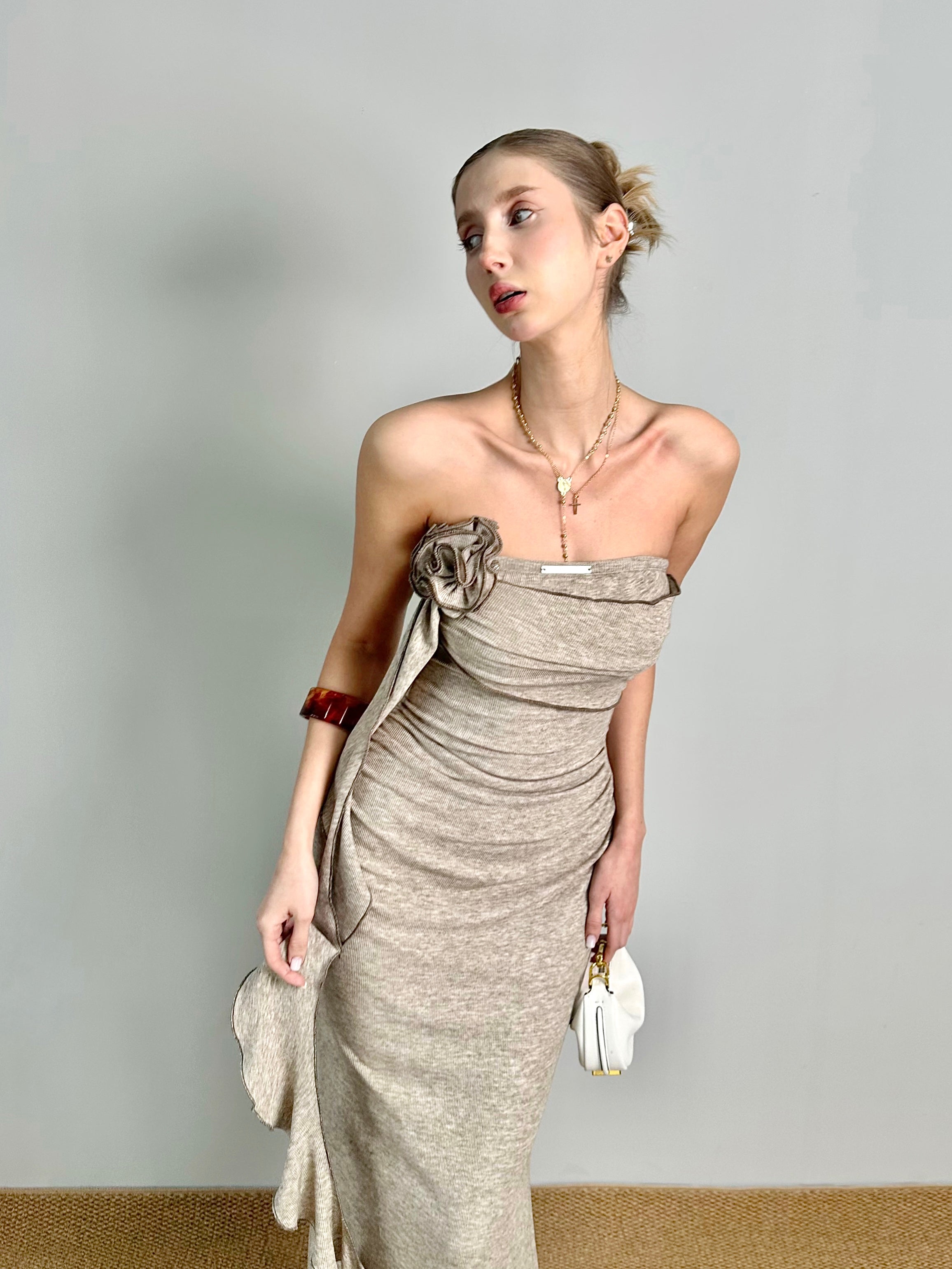 JQWENTION Ruched Strapless Maxi Dress with Detachable Scarf Detail (2026 SS)